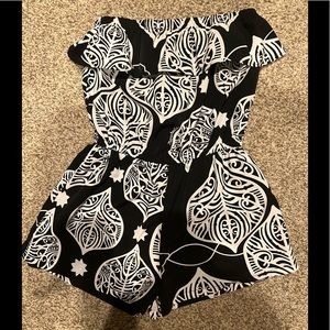 MANUHEALII GIRLS ROMPER (black & white)